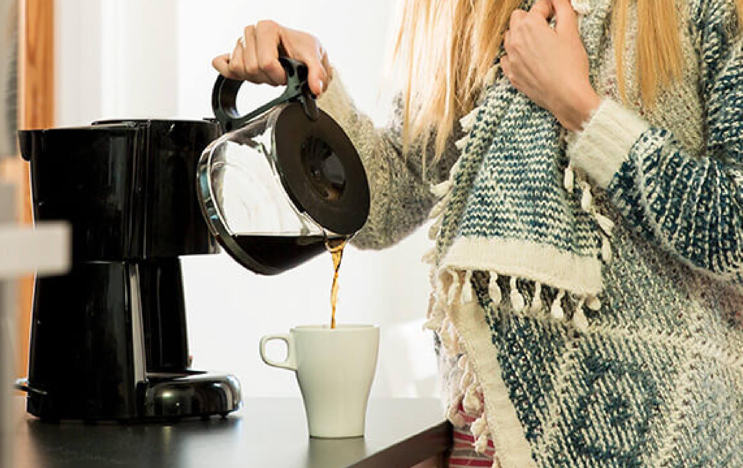 How to Clean a Coffee Maker 2x 100 1